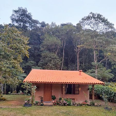 Chale Vale Das Flores - Visconde De Maua Rj المظهر الخارجي الصورة